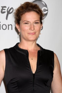 Ana Gasteyer