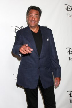 Brad Garrett