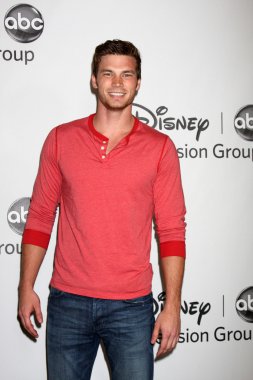 Derek Theler