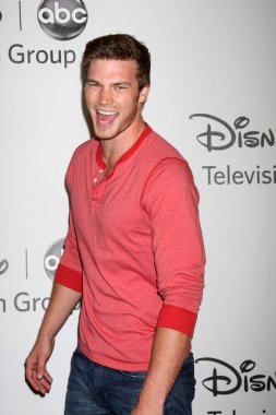 Derek Theler