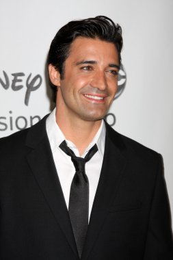 Gilles Marini.