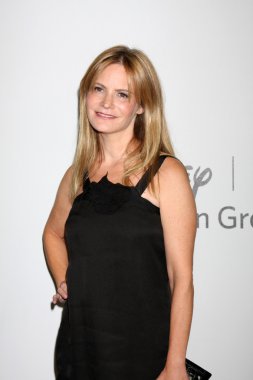 Jennifer Jason Leigh