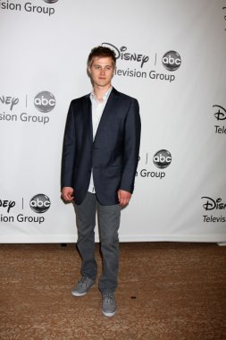 Lucas Grabeel