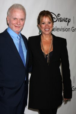 Tony Geary, Nancy Lee Grahn