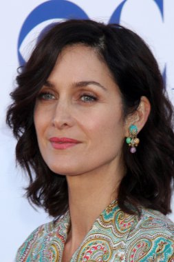 Carrie-anne moss