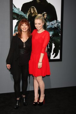 Frances Fisher, Francesca Eastwood