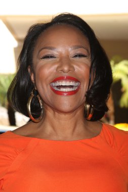 Lynn Whitfield