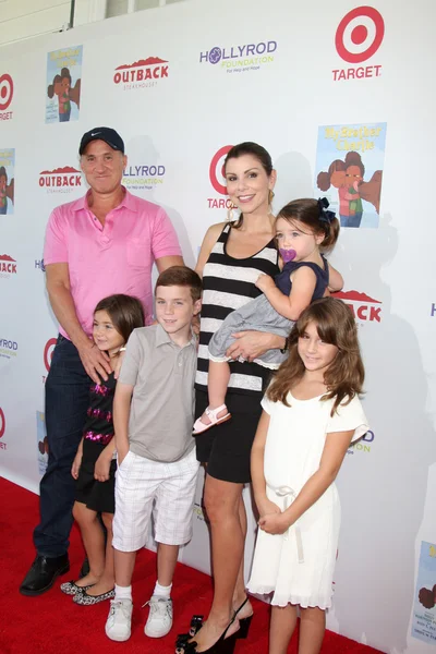 Heather Dubrow and family — Stock Photo, Image