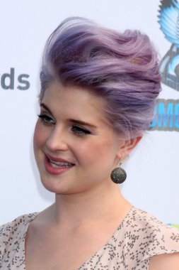 Kelly osbourne