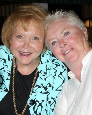 Lee Bell, Susan Flannery