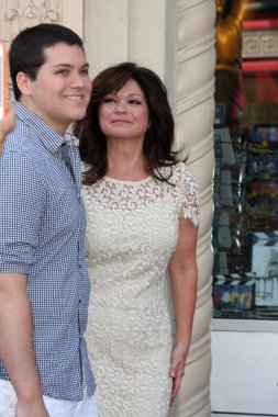 Wolfgang Van Halen, Valerie Bertinelli