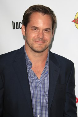 Kyle Bornheimer