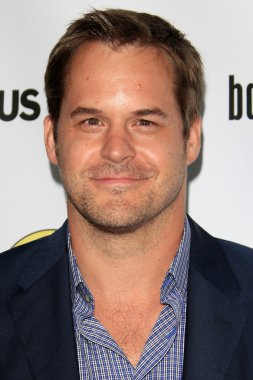 Kyle Bornheimer