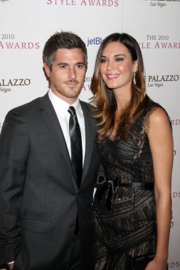 Dave Annable, Odette Yustman