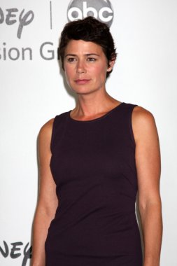 Maura Tierney