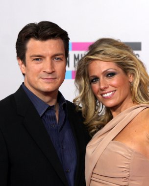 Nathan fillion ve kate luyben