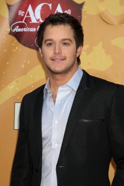 Easton Corbin