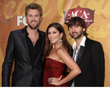 Charles kelley, hilary scott, dave haywood Lady antebellum