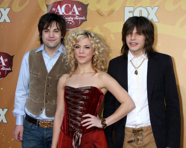 The Band Perry (Neil Perry, Kimberly Perry, Reid Perry) — Stok Foto
