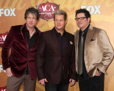 Rascal Flatts (Joe Don Rooney, Gary Levox, Jay Demarcus)