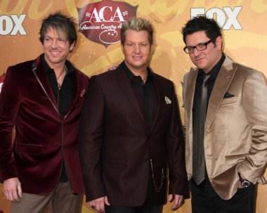 Rascal Flatts (Joe Don Rooney, Gary Levox, Jay Demarcus)