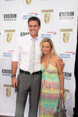 Owain yeoman ve lucy davis