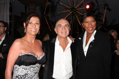 Linell, robert shapiro ve natalie cole katılır brent shapiro vakıf bilinci muhteşem 2010 Yaz olay alkol ve uyuşturucu