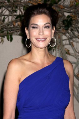 Teri Hatcher