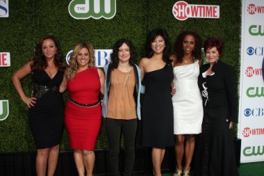 Leah remini, julie marissa jaret winokur, sara gilbert chen, holly robinson peete ve sharon osbourne