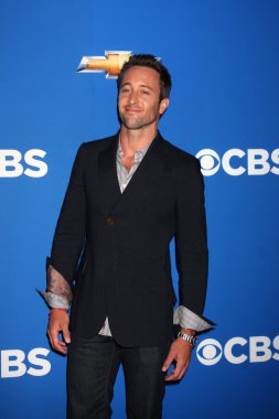 Alex O'Loughlin