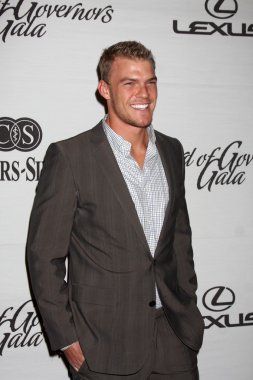 Alan Ritchson