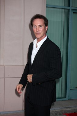 Drake Hogestyn