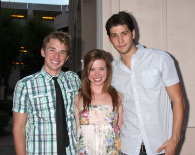 Chandler massey, molly burnett ve casey deidrick