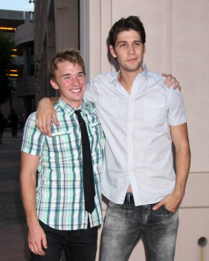 Chandler massey ve casey deidrick