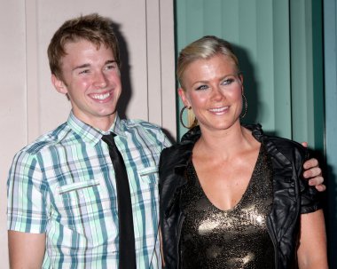 Chandler Massey, Alison Sweeney