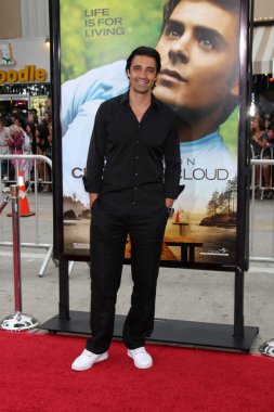 Gilles Marini.