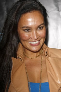 Tia Carrere