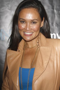 Tia Carrere