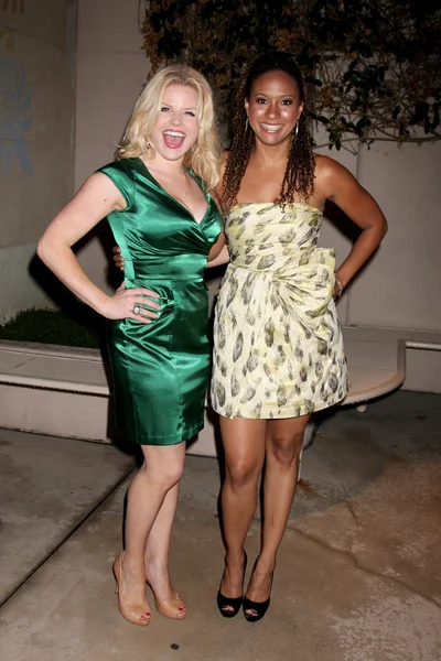 Megan Hilty and Tracie Thoms — Stock Photo, Image