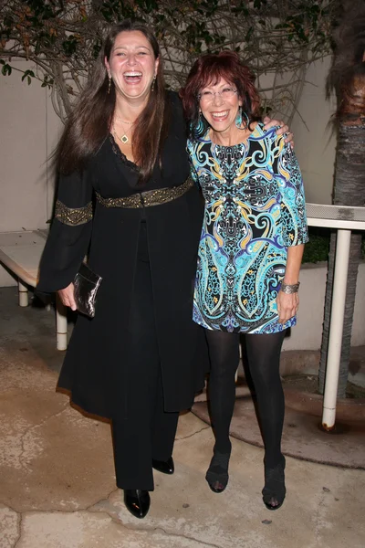 Camryn Manheim and Mindy Sterling — Stock Photo, Image