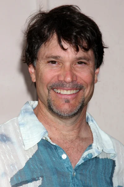 Peter Reckell — Photo