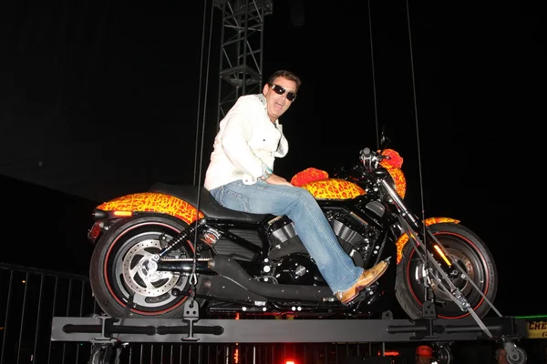 Artista Jack Armstrong e a nave estelar cósmica Harley-Davidson Motocicleta — Fotografia de Stock
