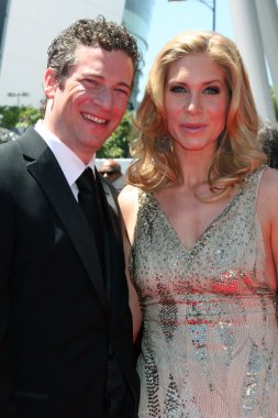 Christopher soldevilla ve elizabeth mitchell