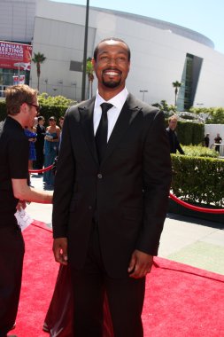 Isaiah Mustafa