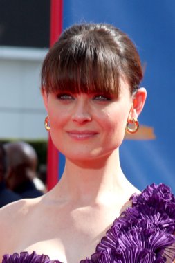 Emily Deschanel