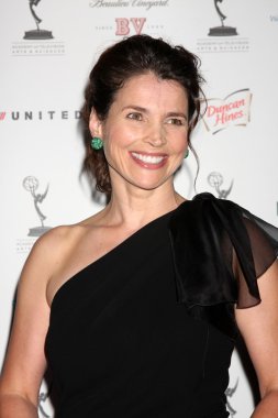 Julia Ormond