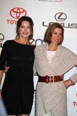 Jane Leeves, Wendie Malick