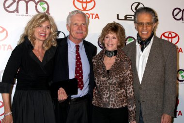 Konuk, ted turner, jane fonda ve richard perry