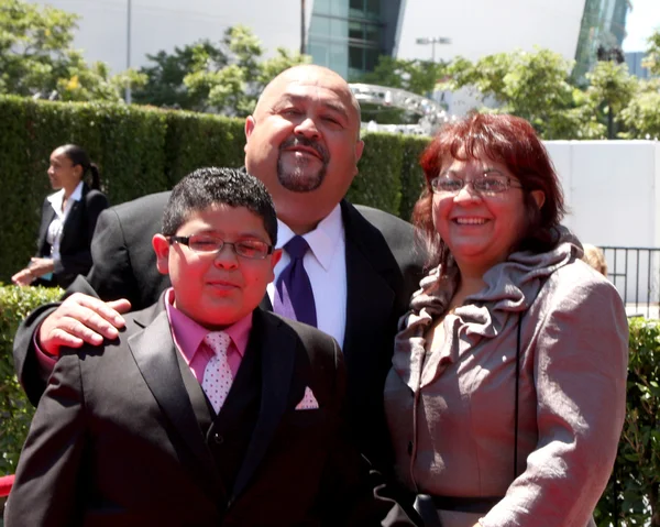 Rico Rodriguez and parents — Stock Photo, Image