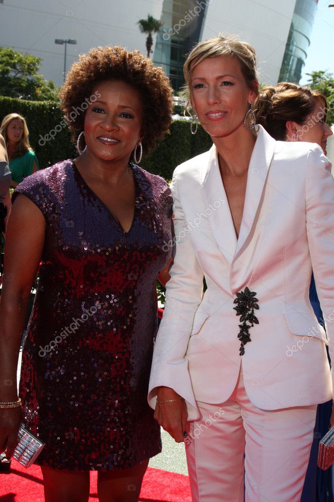 Wanda Sykes and Wife Alex Stock Editorial Photo © Jean_Nelson 12521326